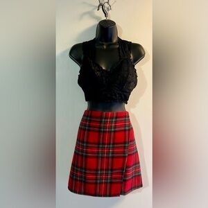 Hollister red plaid skirt